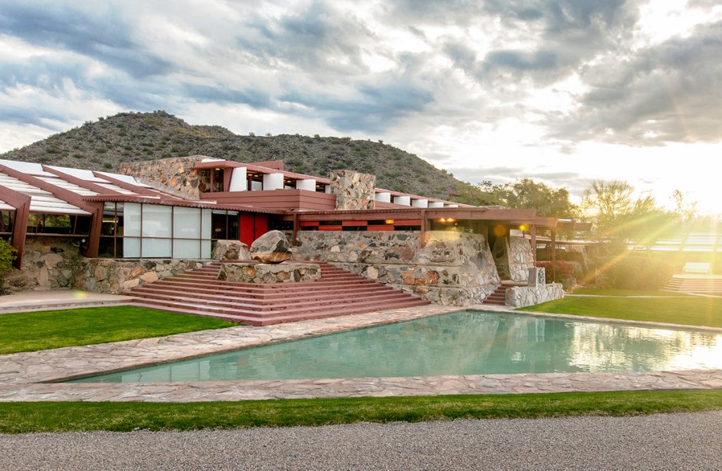 hoysupe_FrankLloydWright
